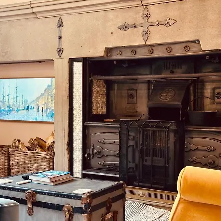 Sherlock Holmes Historic House